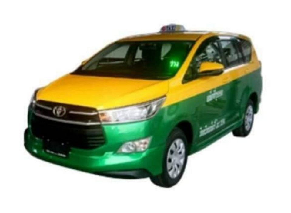 Toyota lnnova Taxi